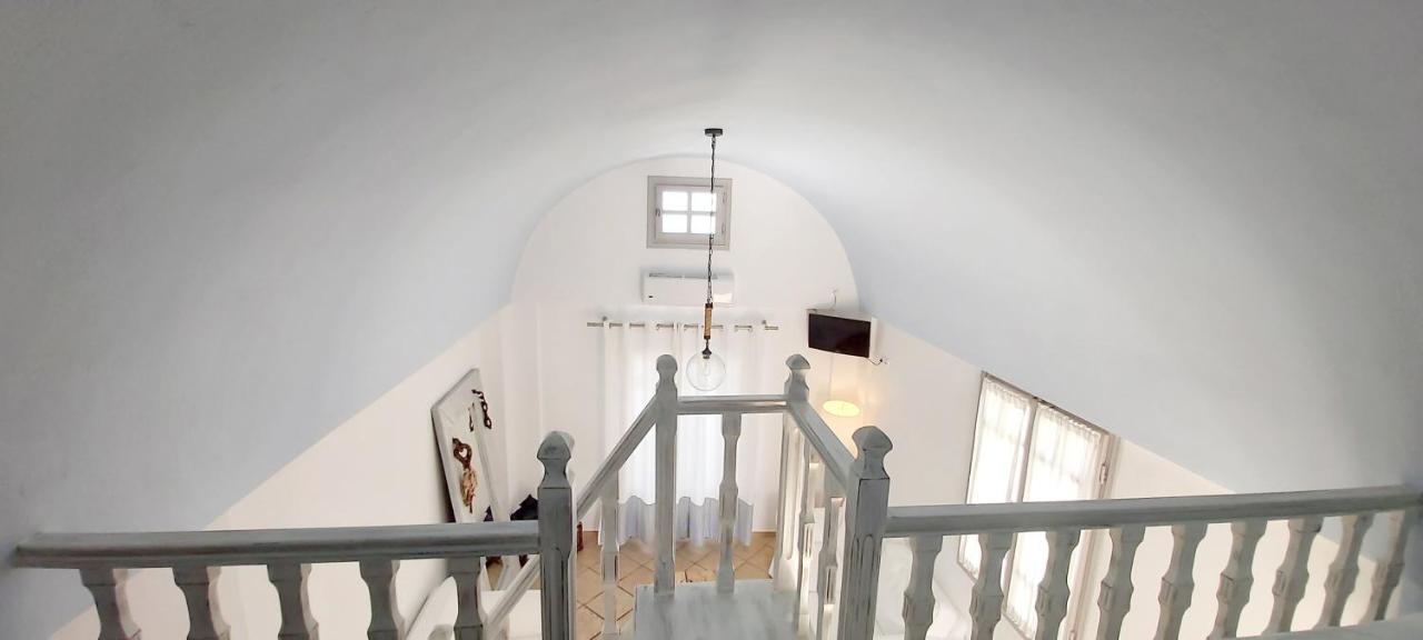 Santorini Mesotopos Тира Экстерьер фото